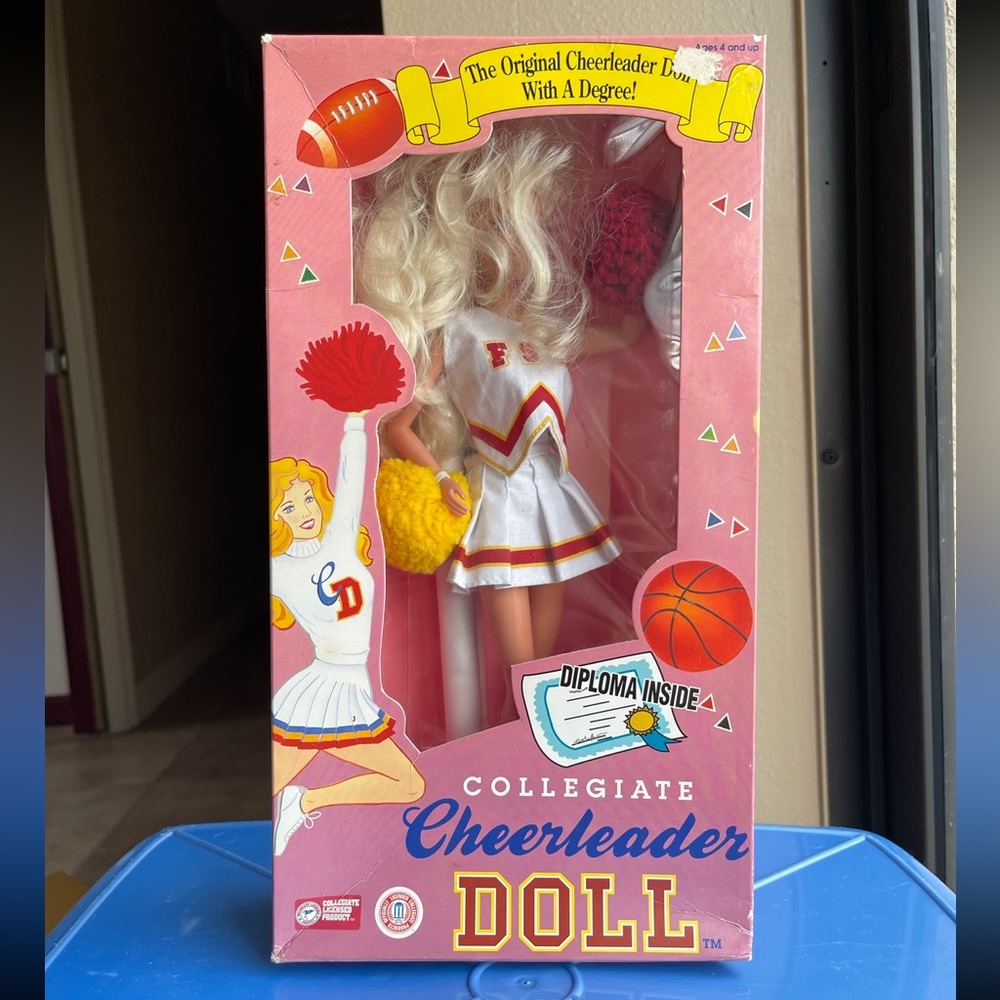 FSU FLORIDA STATE UNIVERSITY COLLEGIATE CHEERLEADER DOLL - NEW IN BOX